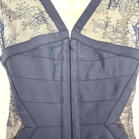 BCBGMAXAZRIA Jess Lace Mini Bodycon Dress Size 8 - Picture 7 of 8